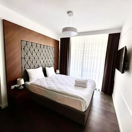 Luxury 2bdr Grand Sapphire